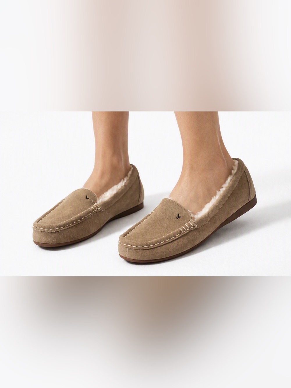 Women’s Koolaburra by UGG “Lezly”moccasin slippers in tan sz 6.5
